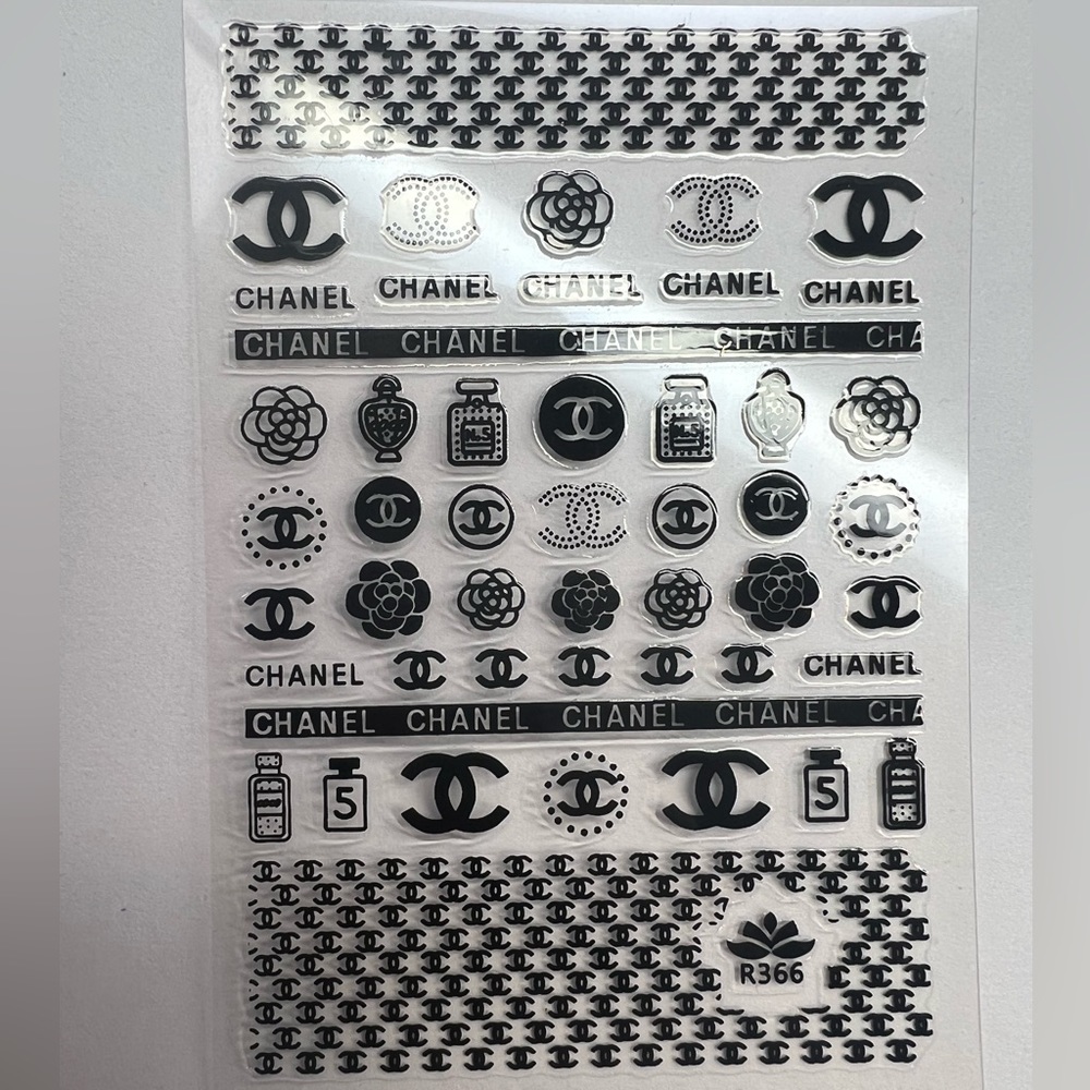 LUXURY NAIL STICKERS